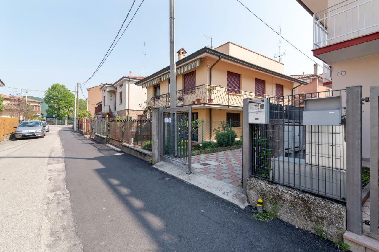 Santa Rita Roomy Apartment Padua