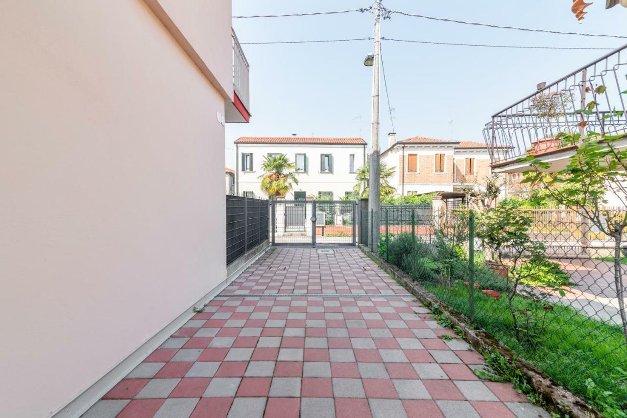 Santa Rita Roomy *